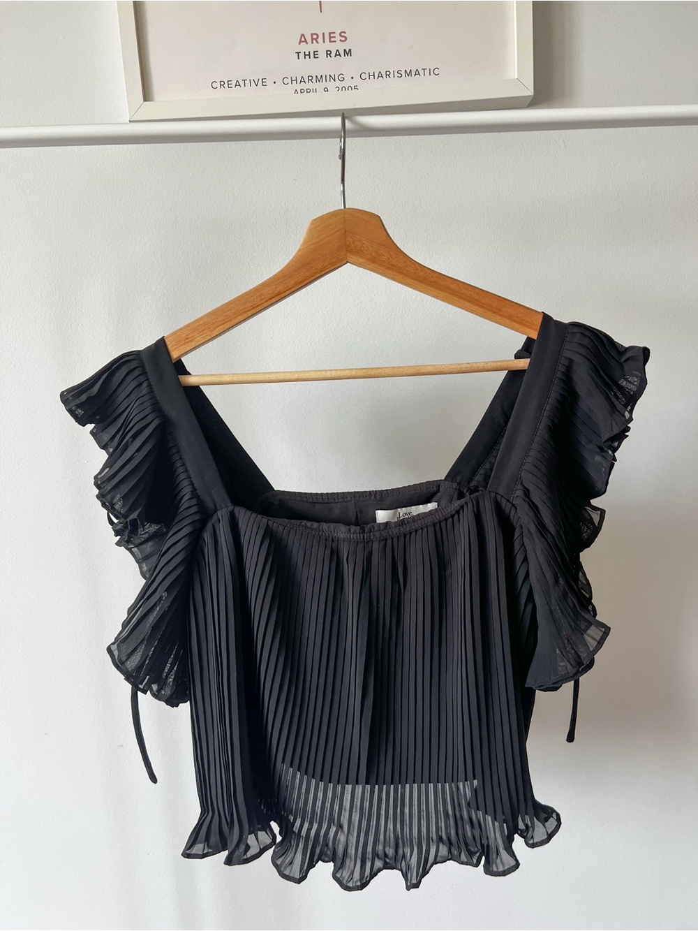 Love Bonito Black Pleated Ruffle Sleeve Women's Top